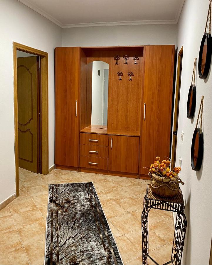 Lucas Apartment 2 地拉那 外观 照片